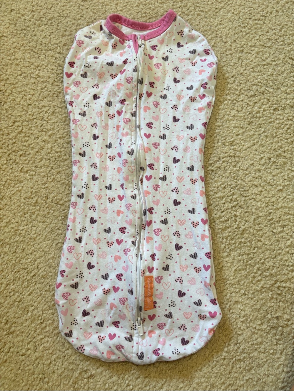 SwaddleMe Pink and White Heart Swaddle with Dual Zipper